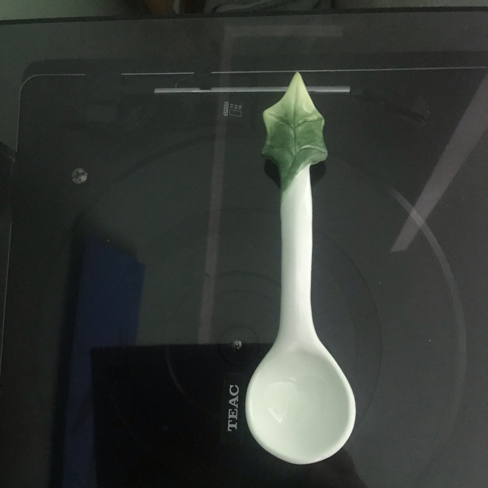Never used radish leaf ladle